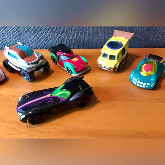 Lot MATTEL Character Cars Teen Titans Go Spongebob Plankton Maleficent Vehicles - Picture 4 of 14